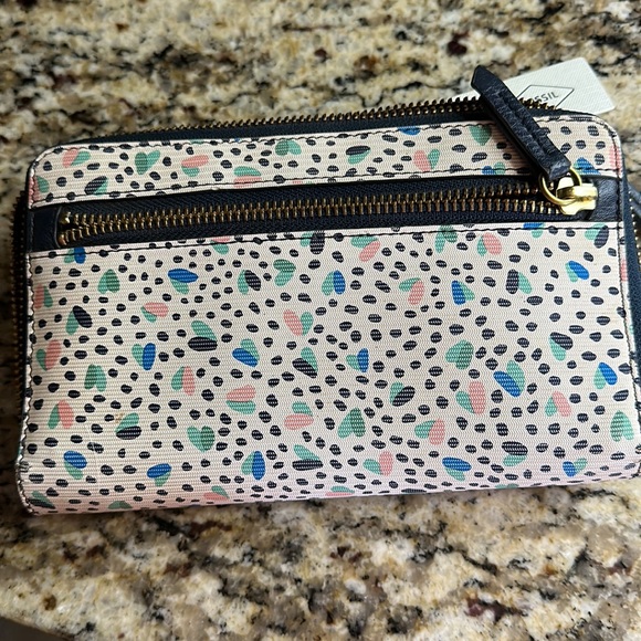 Fossil wallet, with tag but missing strap to turn into purse. - Picture 5 of 5